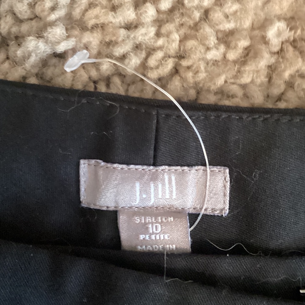 Like new J. Jill Elegant Black Trousers size 10P - Picture 2 of 5